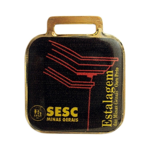 Medalha Resinada P 30x30 mm – Brinde Personalizado com Fita de Cetim-C11